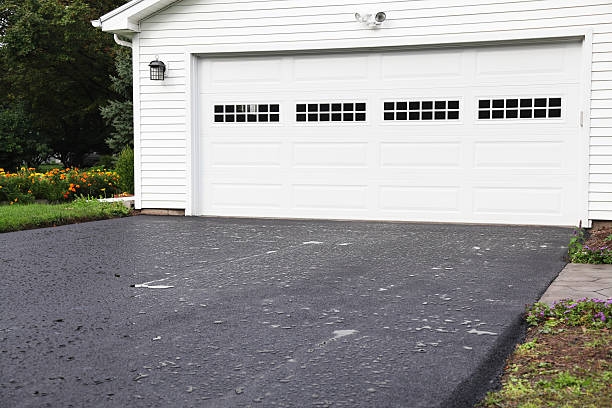 Best Basement Cleanout  in Buckner, MO